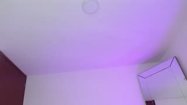 puca_ebony webcam