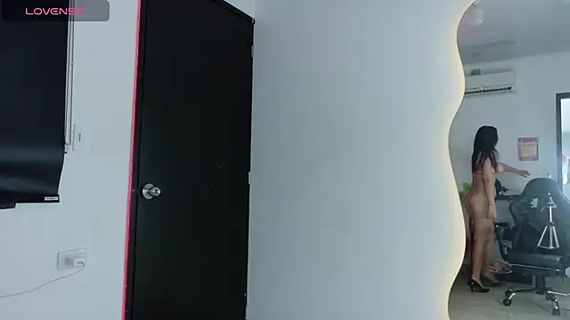 LunaSub69_ webcam