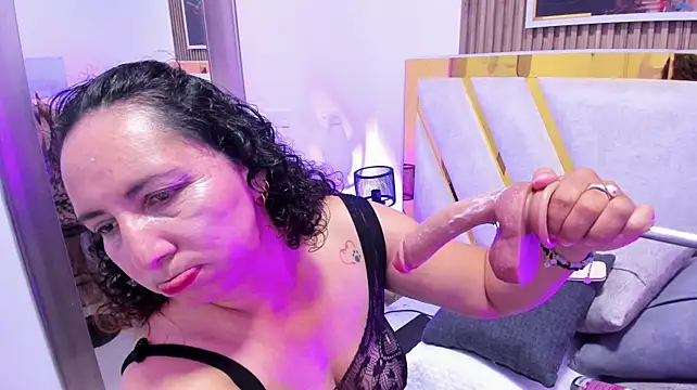 Luna_Naughty1 webcam