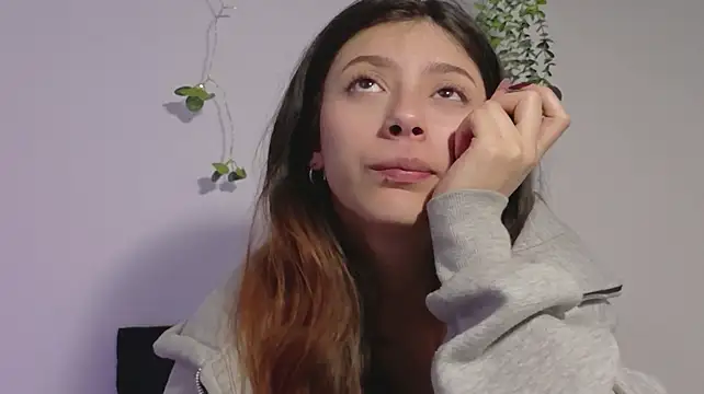 Adrianna5_ webcam