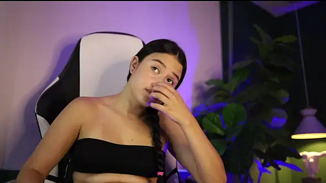 Danaa_Rousee_ webcam
