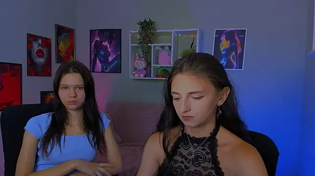 caroline_honeyy webcam