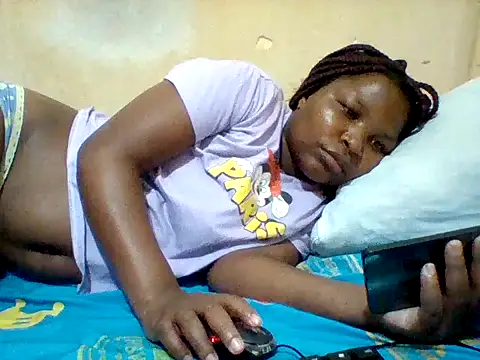 Camilla-Sweets webcam