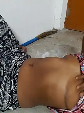 Princess_Zoyaa webcam