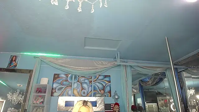 ADRIANNA_FOX webcam