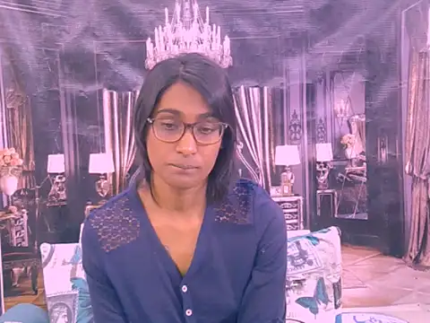IndianRebel4u2Luv webcam
