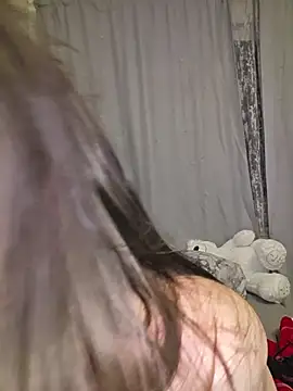 Irene_Adlerr live cam on StripChat
