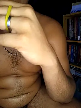 BlessedLucao live cam on StripChat
