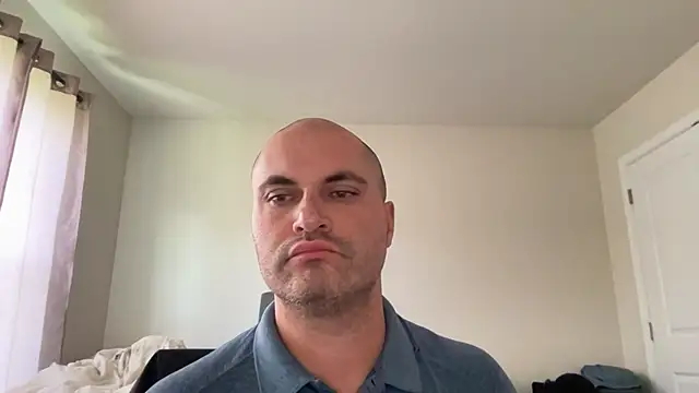SluggishChase99 webcam