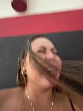lariic (F young) - Siririca no banheiro da oficina 🔥🔥🔥