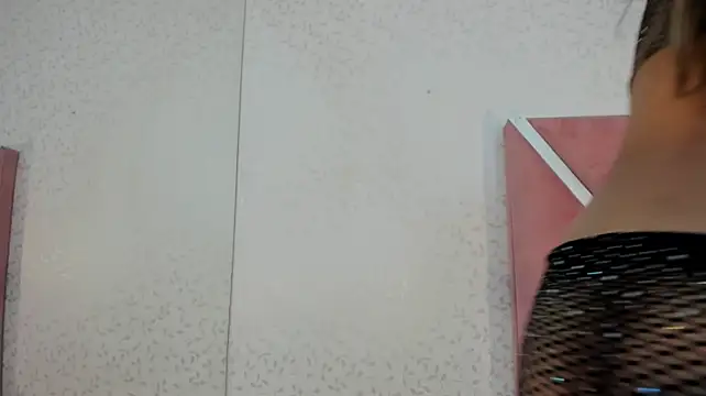 victoriavelazquez webcam
