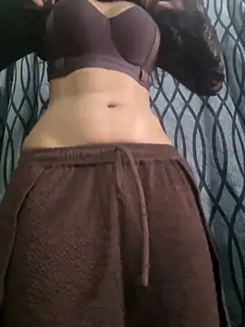BabyNyraa's live cam