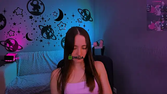 bella_dorn (F teen) - show ass