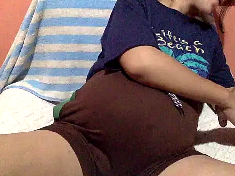 spankmybootyxxx live cam on StripChat