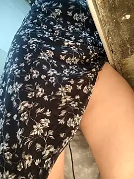 Florxxx9 live cam on StripChat