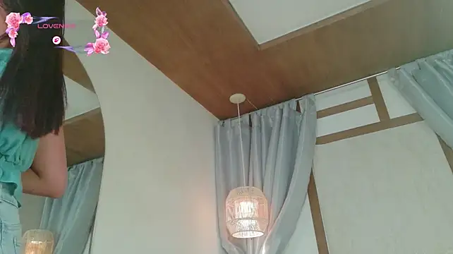 RenataLeclair webcam