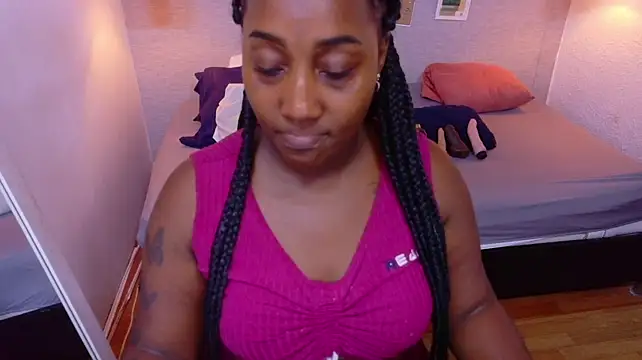 kiara_evanss webcam