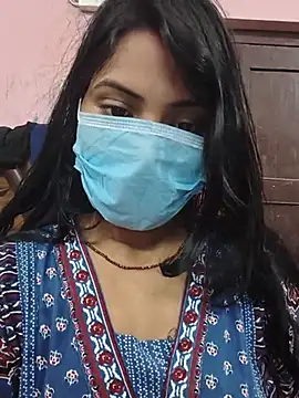 miss_aayushi (F young) - Gold necklace