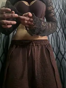 BabyNyraa's live cam