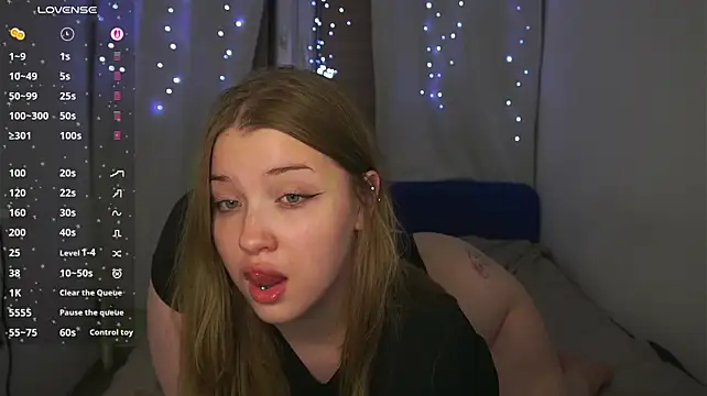 CuteSharloti webcam
