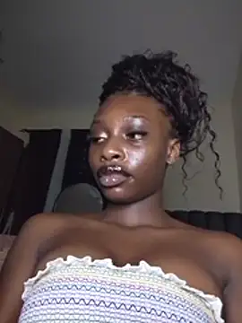 miss_petite0 live cam on StripChat