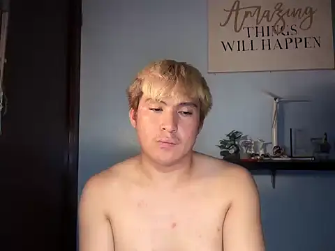 Kingdirtyfog live cam on StripChat