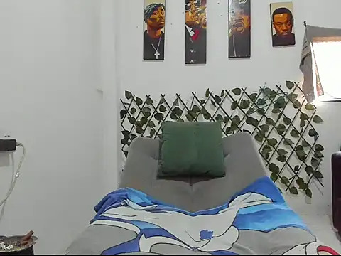 Latins_Boss webcam
