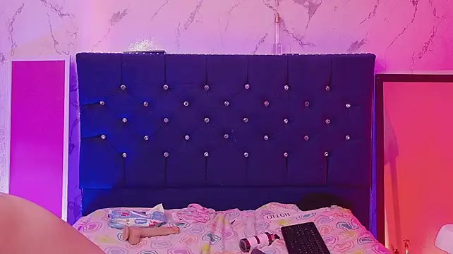 Dakotaa_Johnson webcam