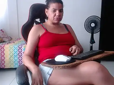Adriana_0312 webcam