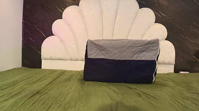kissme_luna webcam