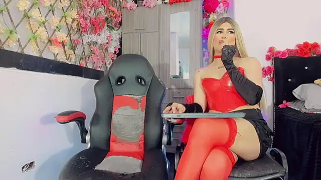 Thiara_veky_ webcam