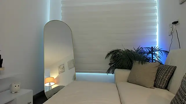Ori_valentina webcam