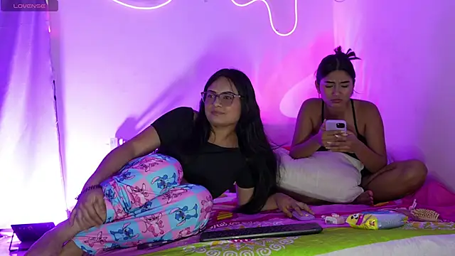 Mia_Doll01 webcam
