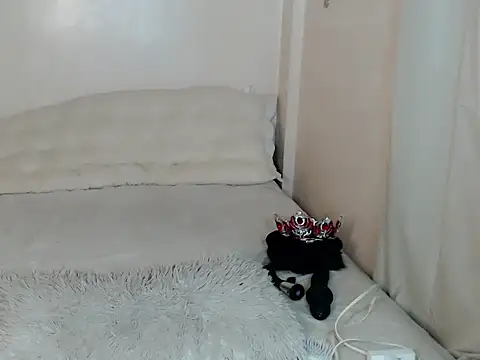 urcurlydiva webcam