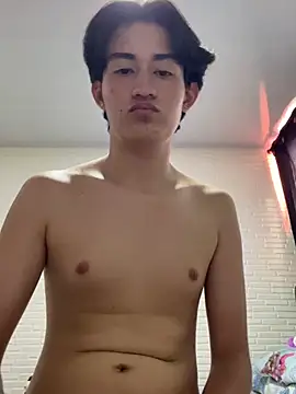 apolo_hilarion live cam on StripChat