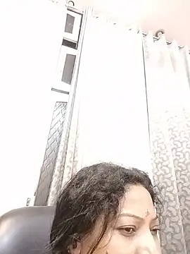 Cute-Janvi20 webcam