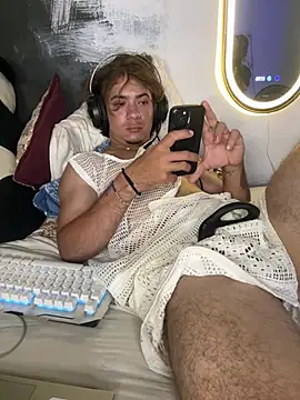 AngelLatinBoy webcam