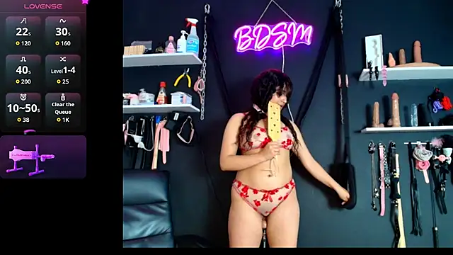 Leona_BDSM live webcam