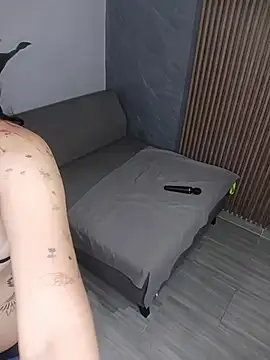 Alexa_poppper live cam on StripChat