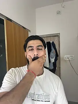 Royalboy_03's live cam