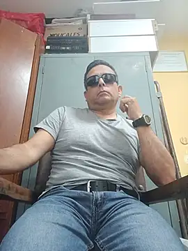 chicoguapo8 webcam