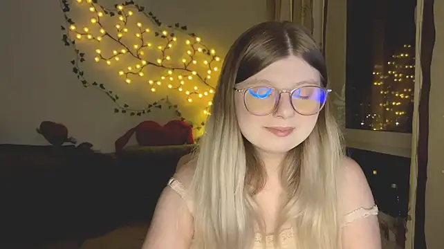 YukiBlush webcam