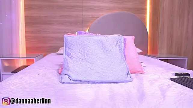 danna_berlin_ webcam