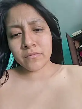madi23q (F young) - Empinadita