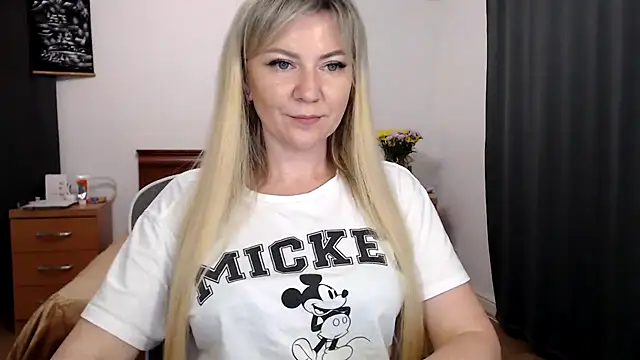 ParadiseAlina webcam
