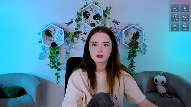 liana_kisses webcam