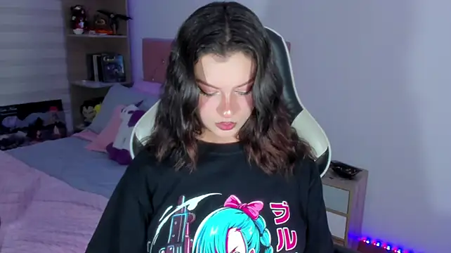 OphelianaRose33 webcam