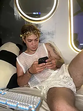 AngelLatinBoy webcam