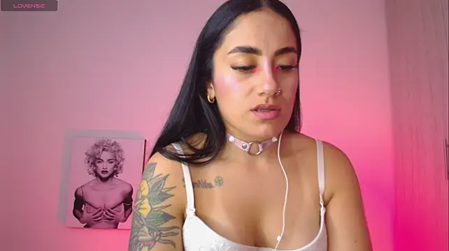 Millie_bobby webcam
