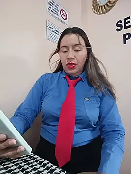 Hannah-colx live cam on StripChat